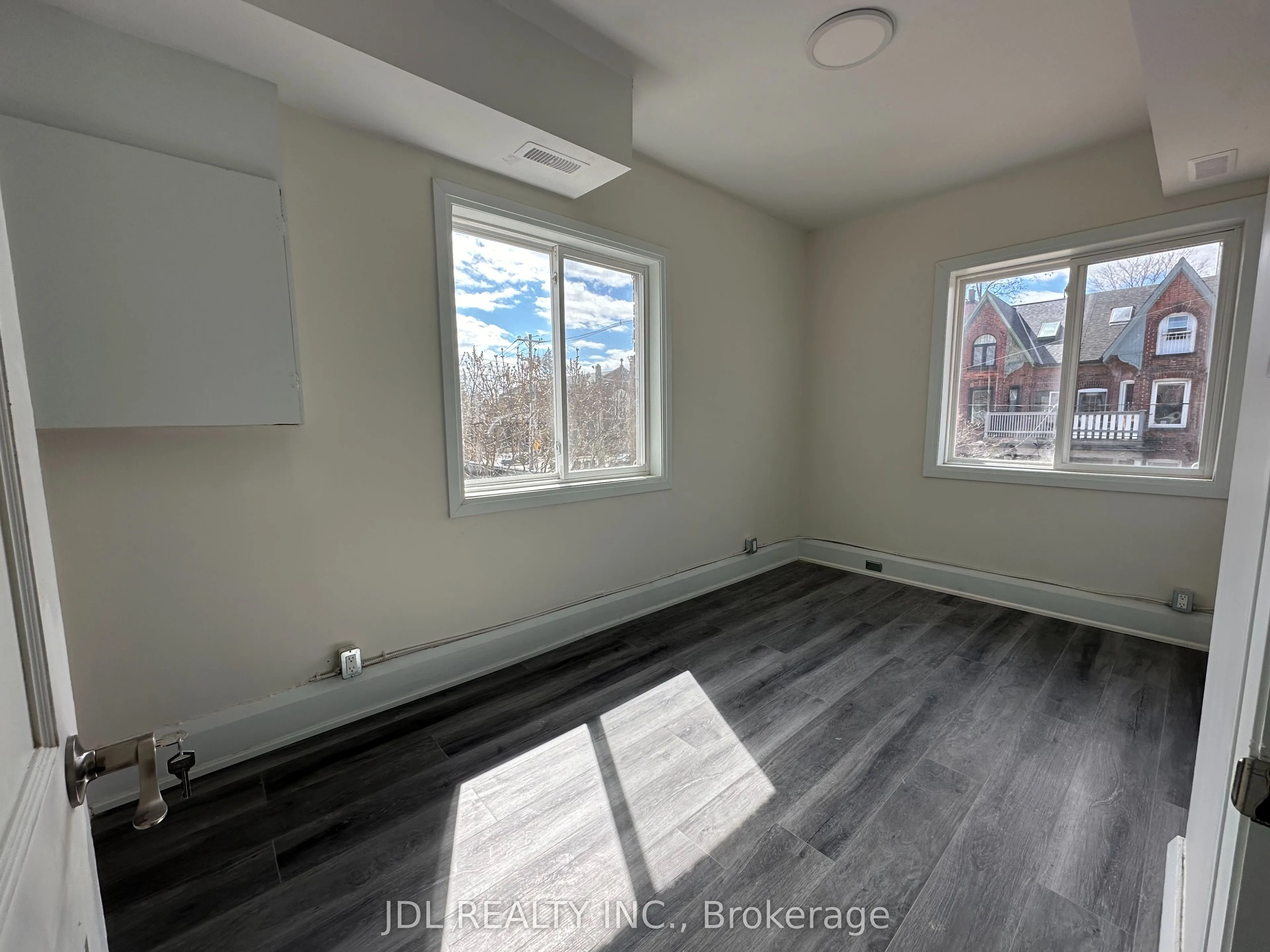 Multiplex For Lease | W13554240