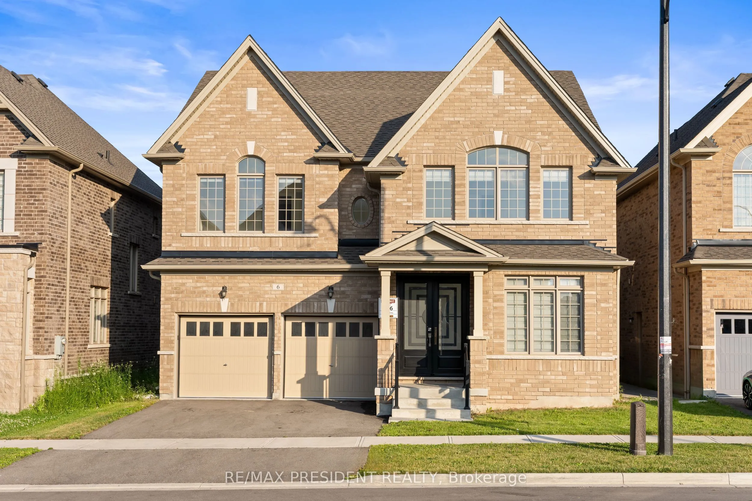 Detached Home For Sale | W13554294