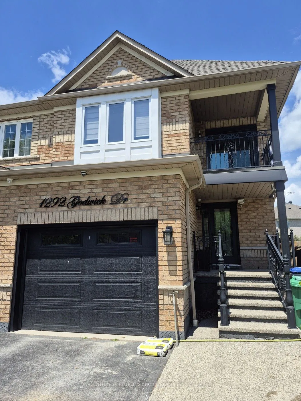 Semi-Detached Home For Lease | W13554442