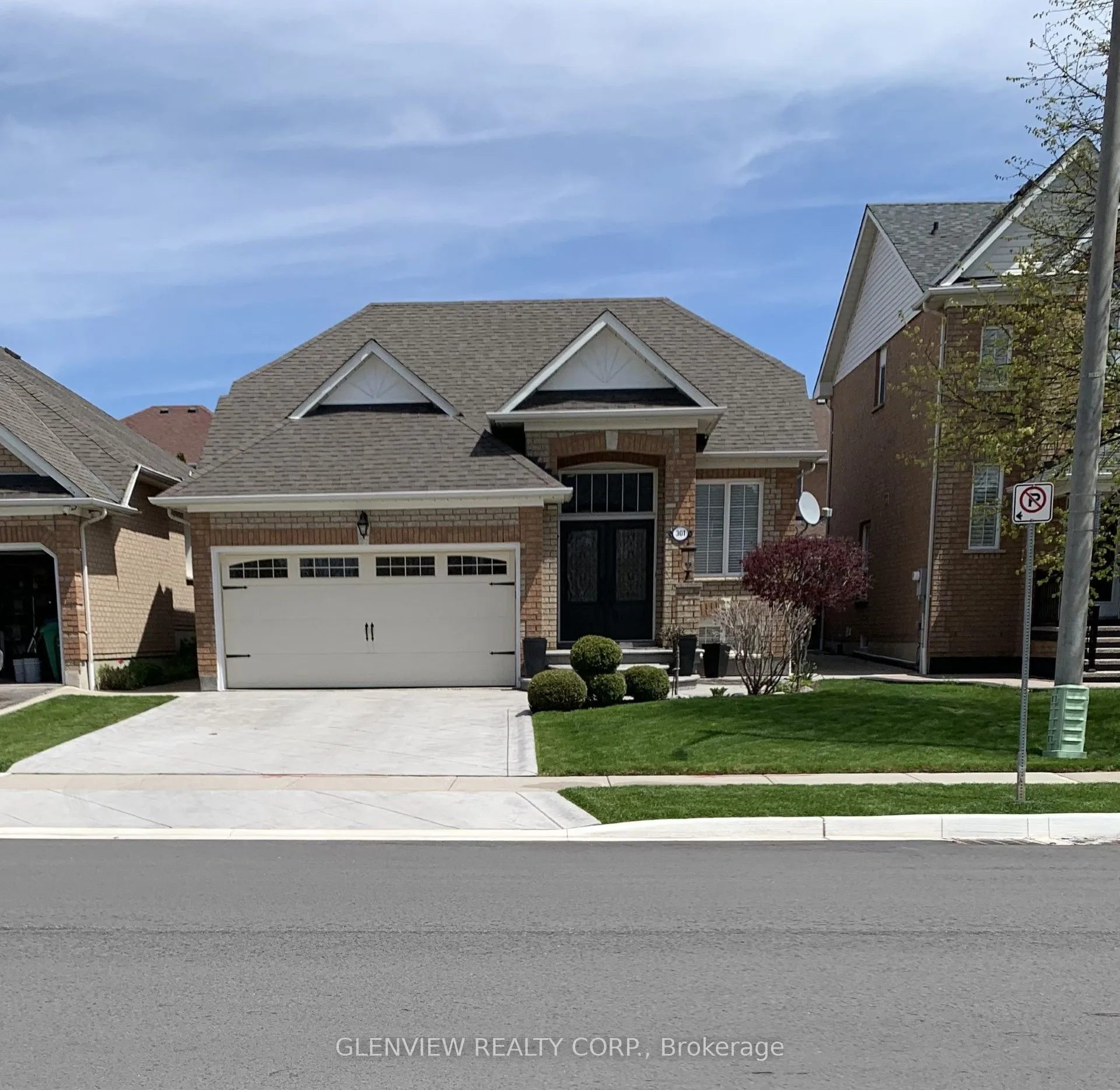 Detached Home For Sale | W13554864