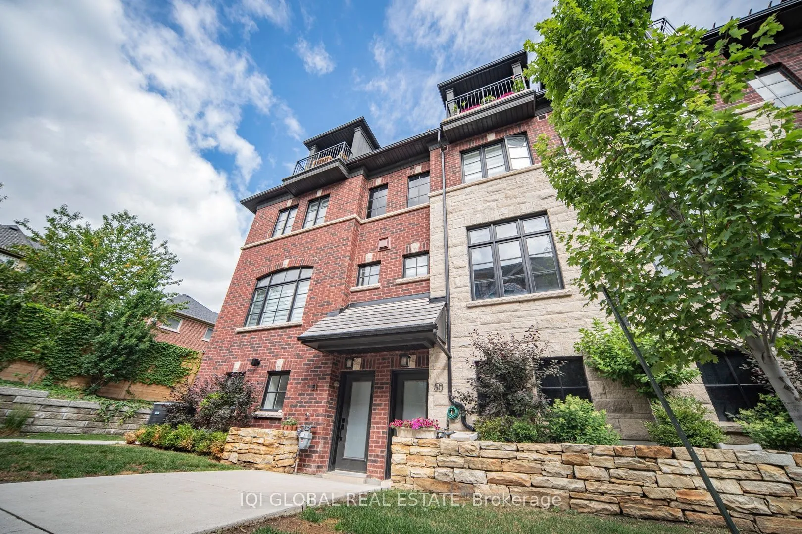 Property For Sale | W13554898