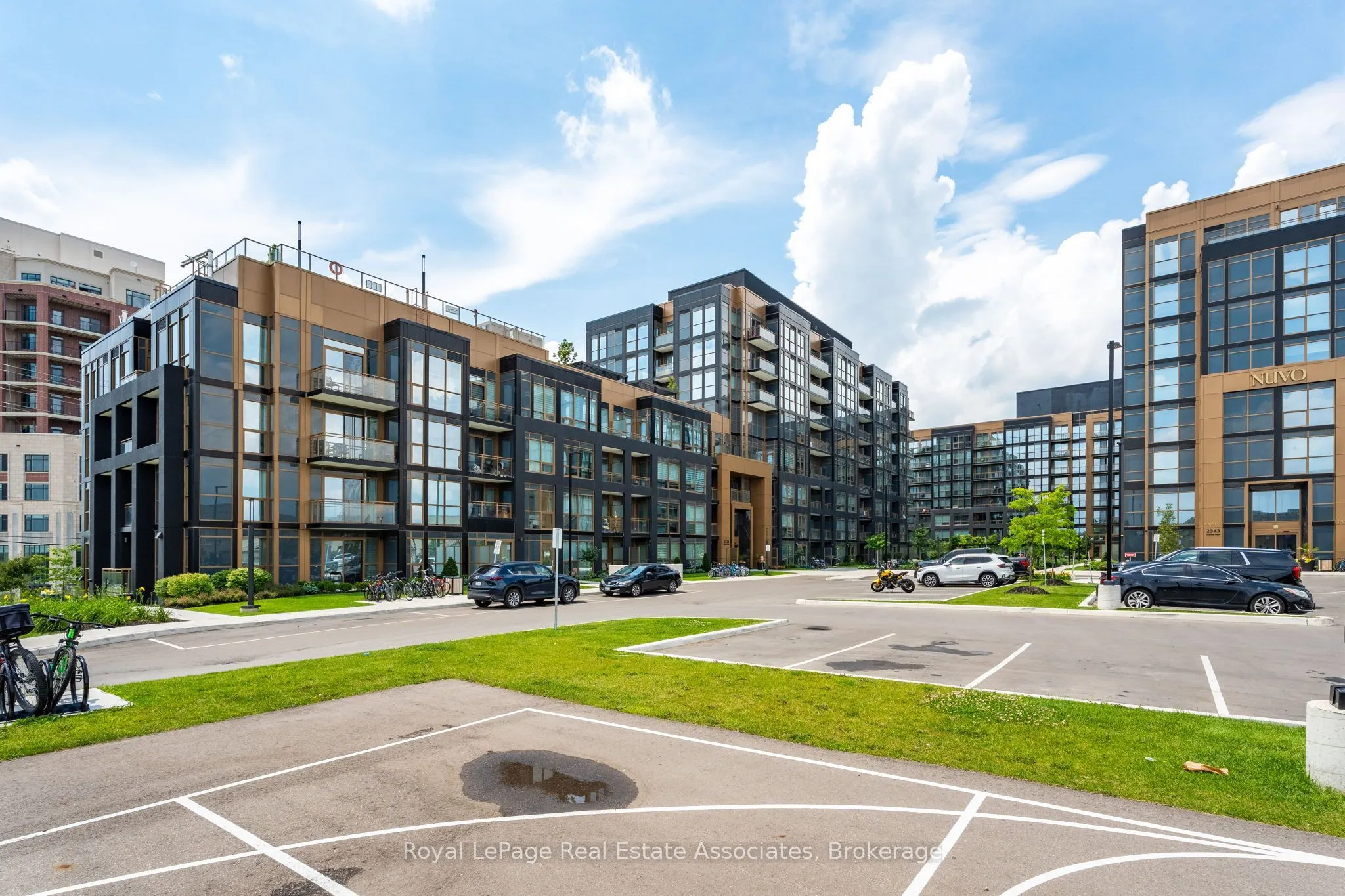 Property For Lease | W13555516