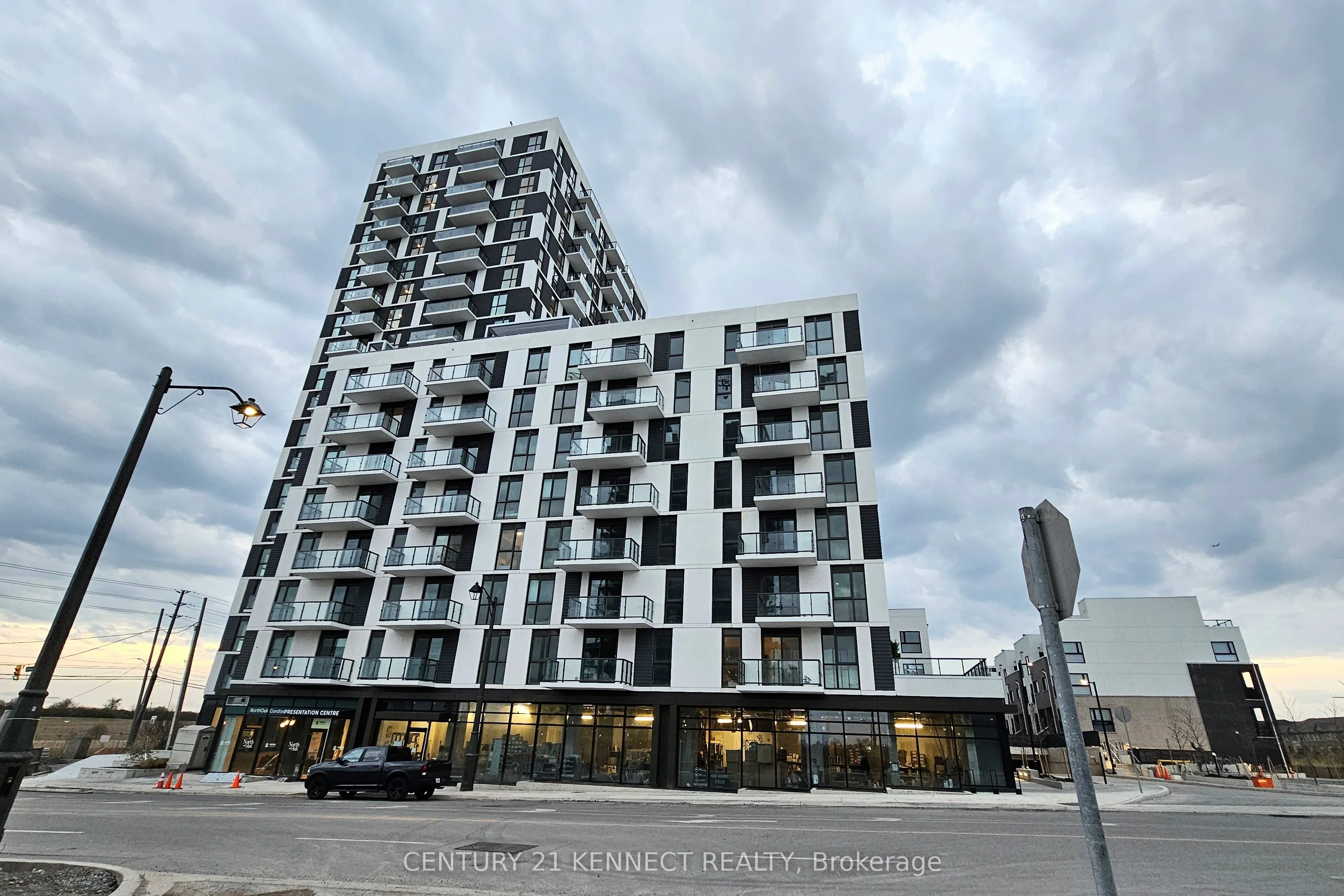 Property For Lease | W13555526