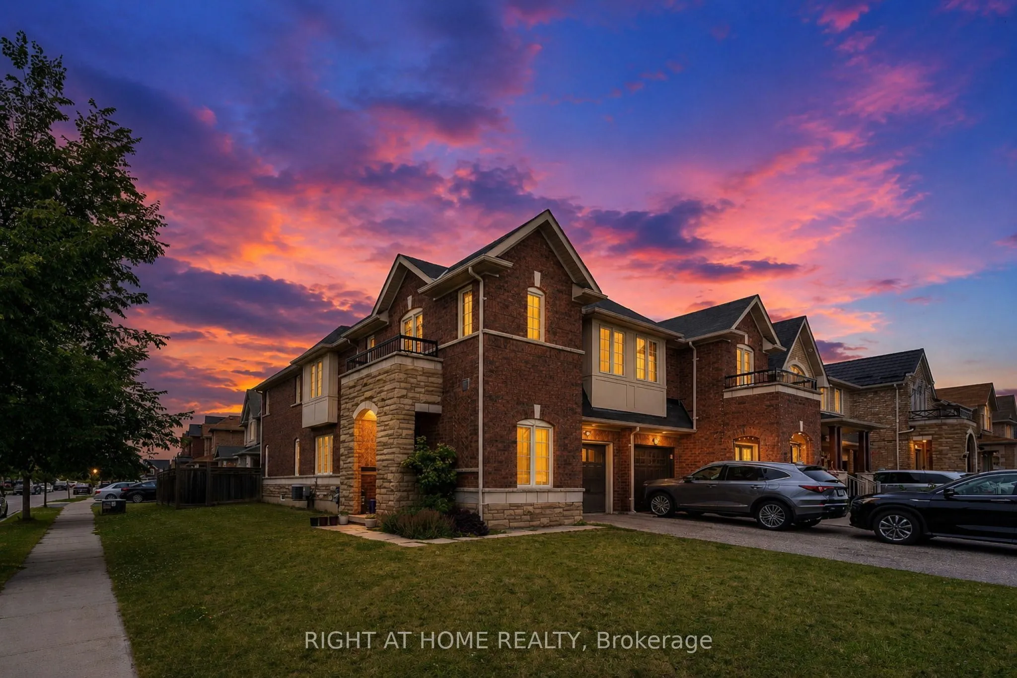 Semi-Detached Home For Sale | W13555662