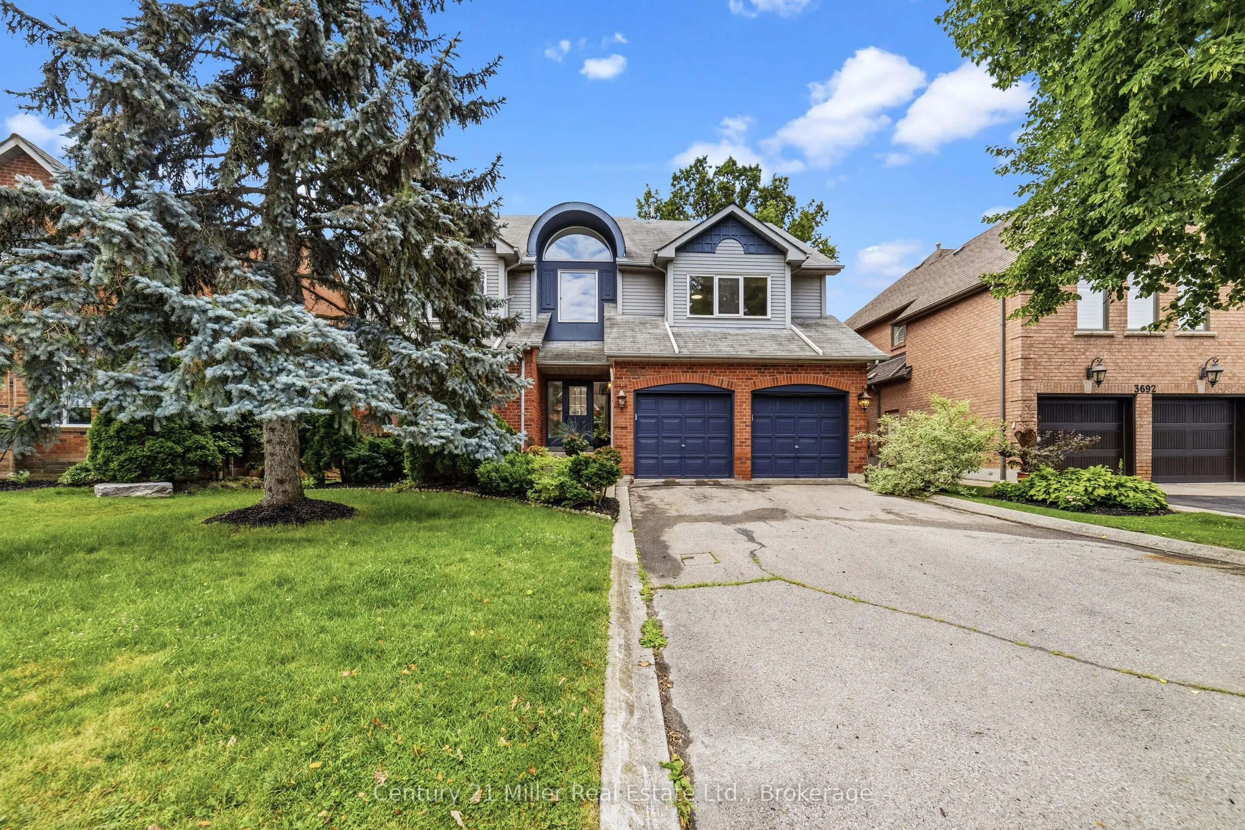 Detached Home For Sale | W13555708