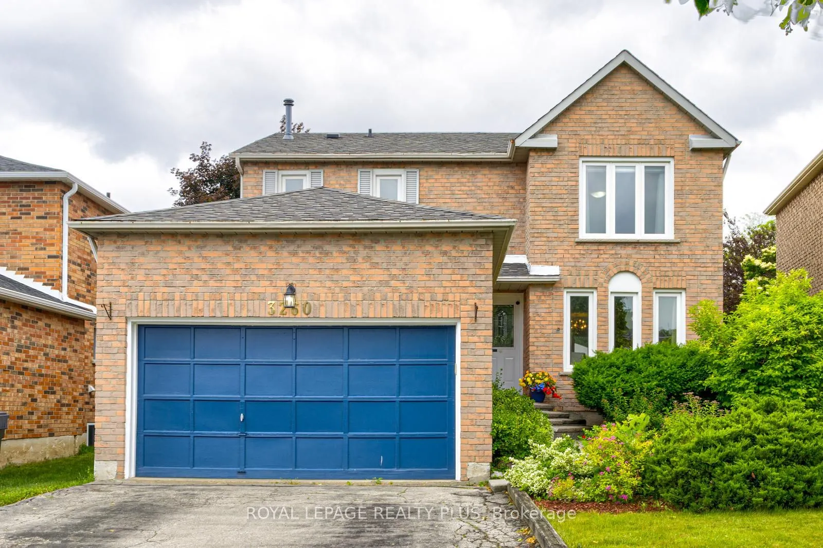 Detached Home For Sale | W13555750