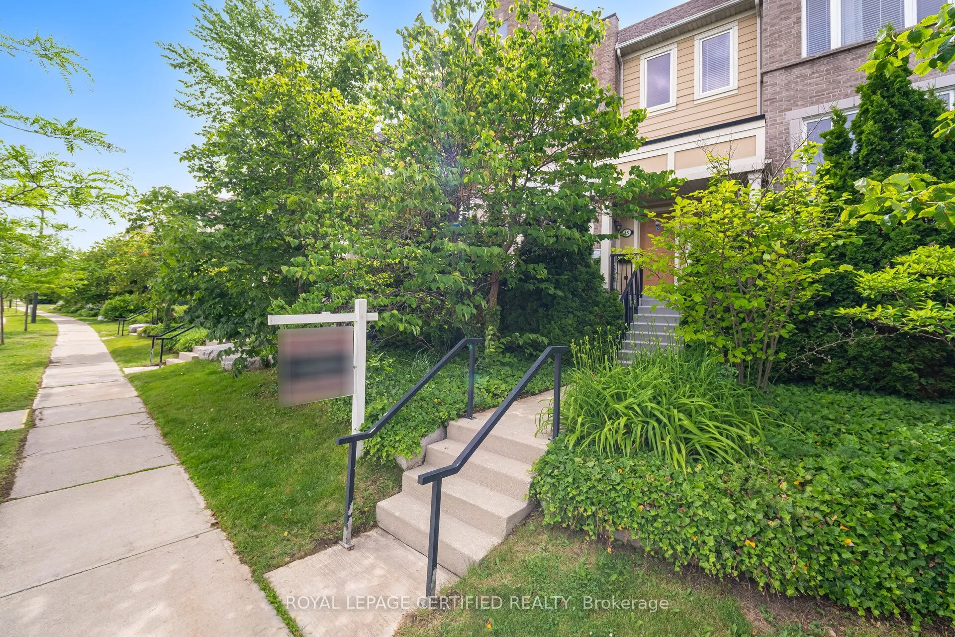 Property For Sale | W13556010