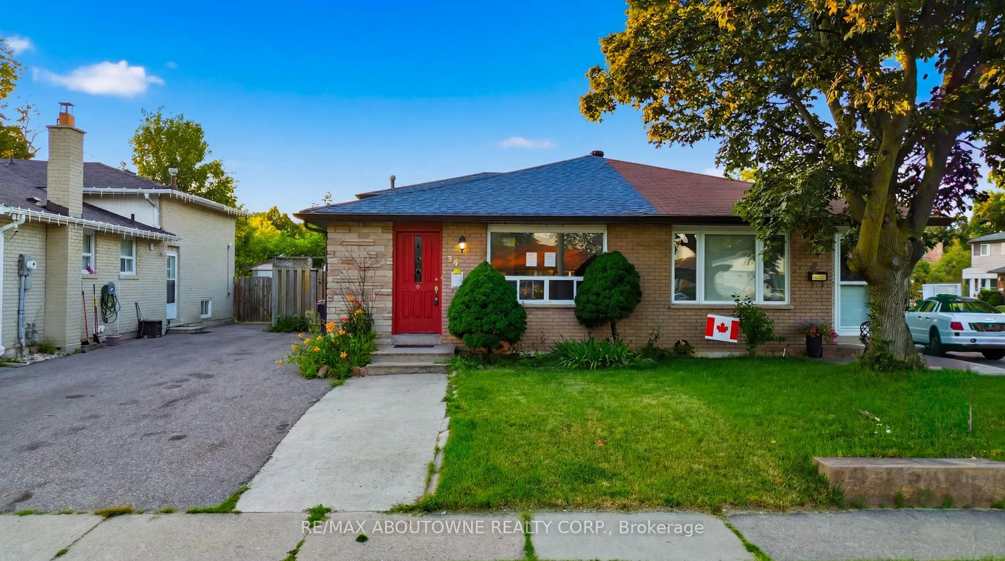 Semi-Detached Home For Sale | W13556364