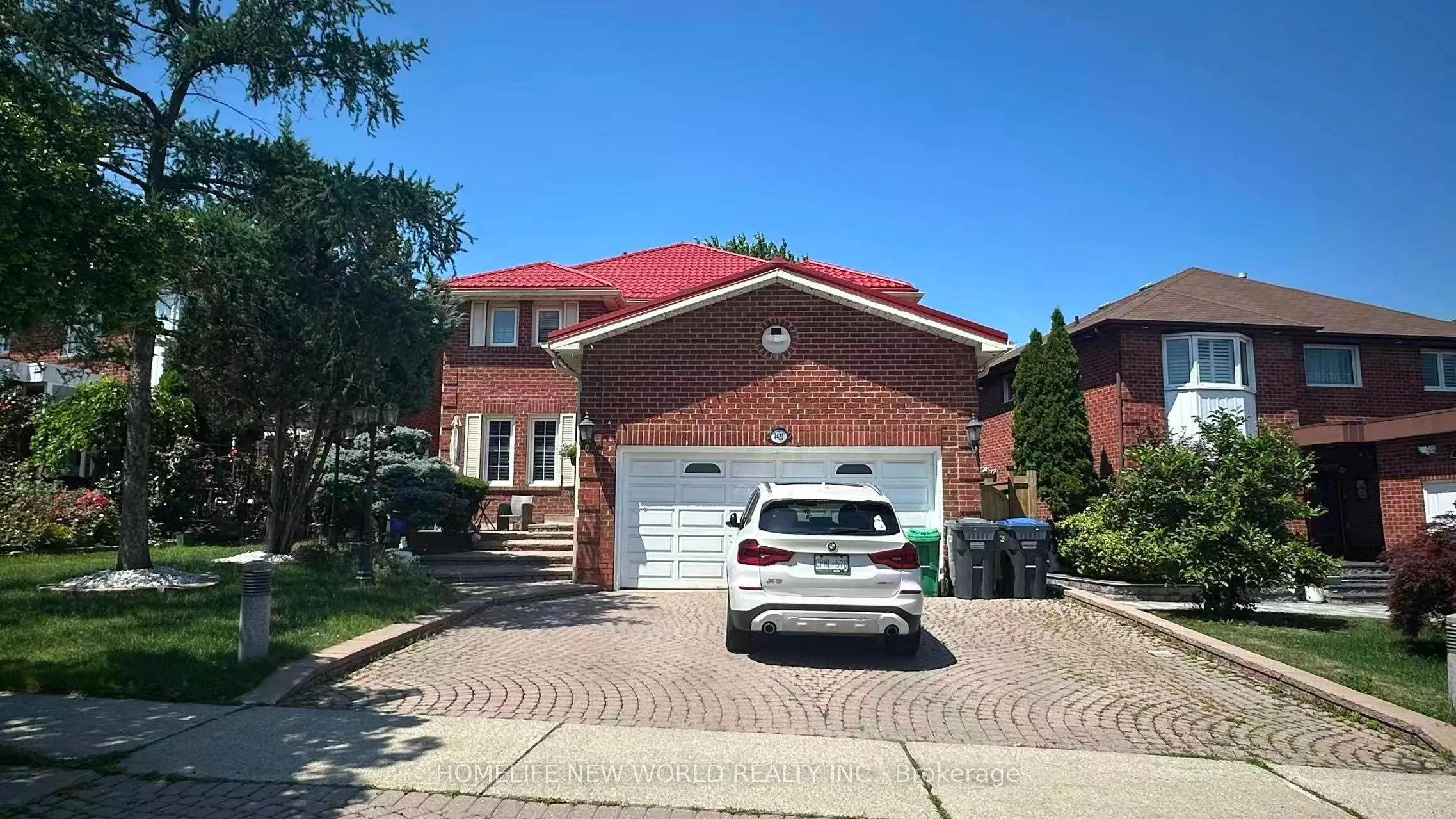 Detached Home For Lease | W13556494