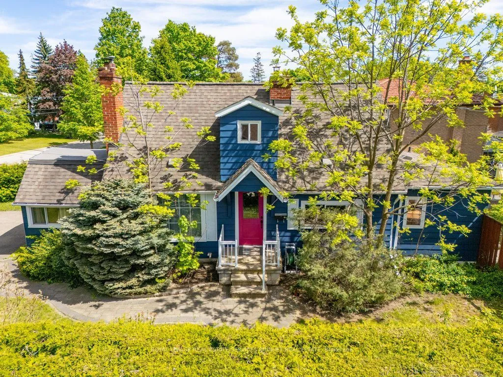 Detached Home For Sale | W13556500