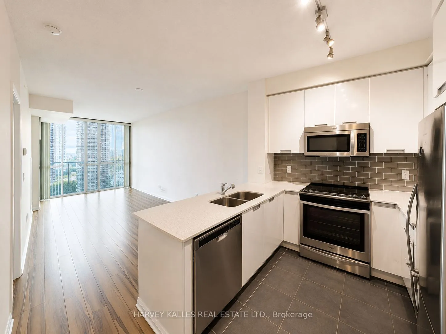 Property For Lease | W13557074