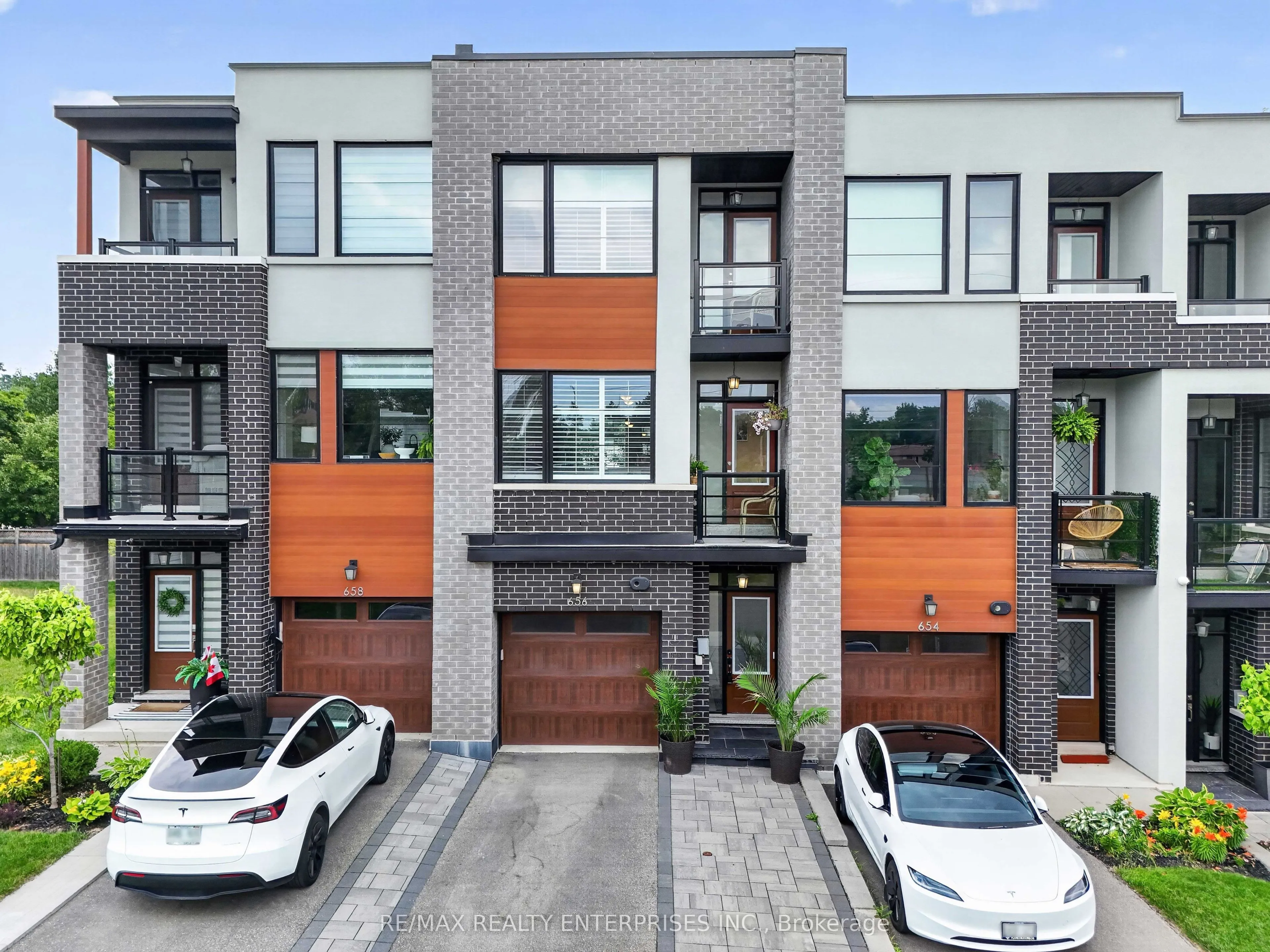 Property For Sale | W13558128