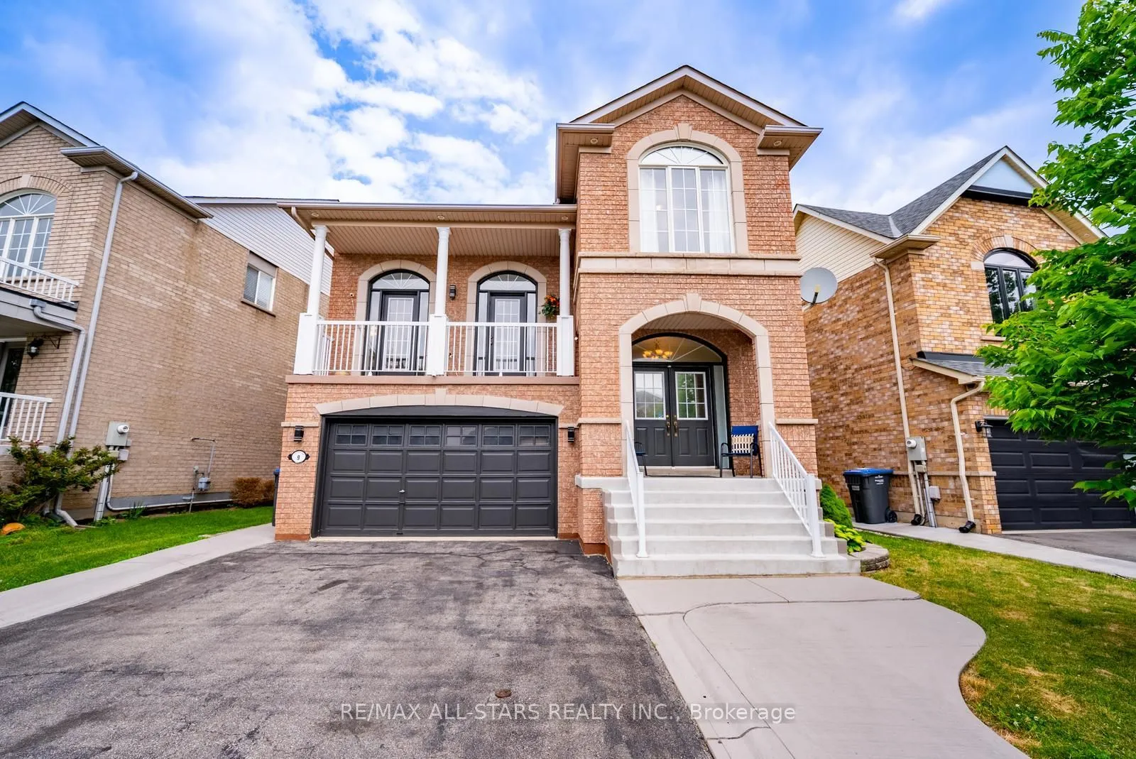 Detached Home For Sale | W13558722