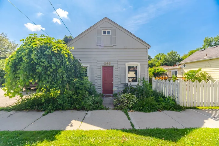 262 Pine Street, Milton, ON L9T 1K5