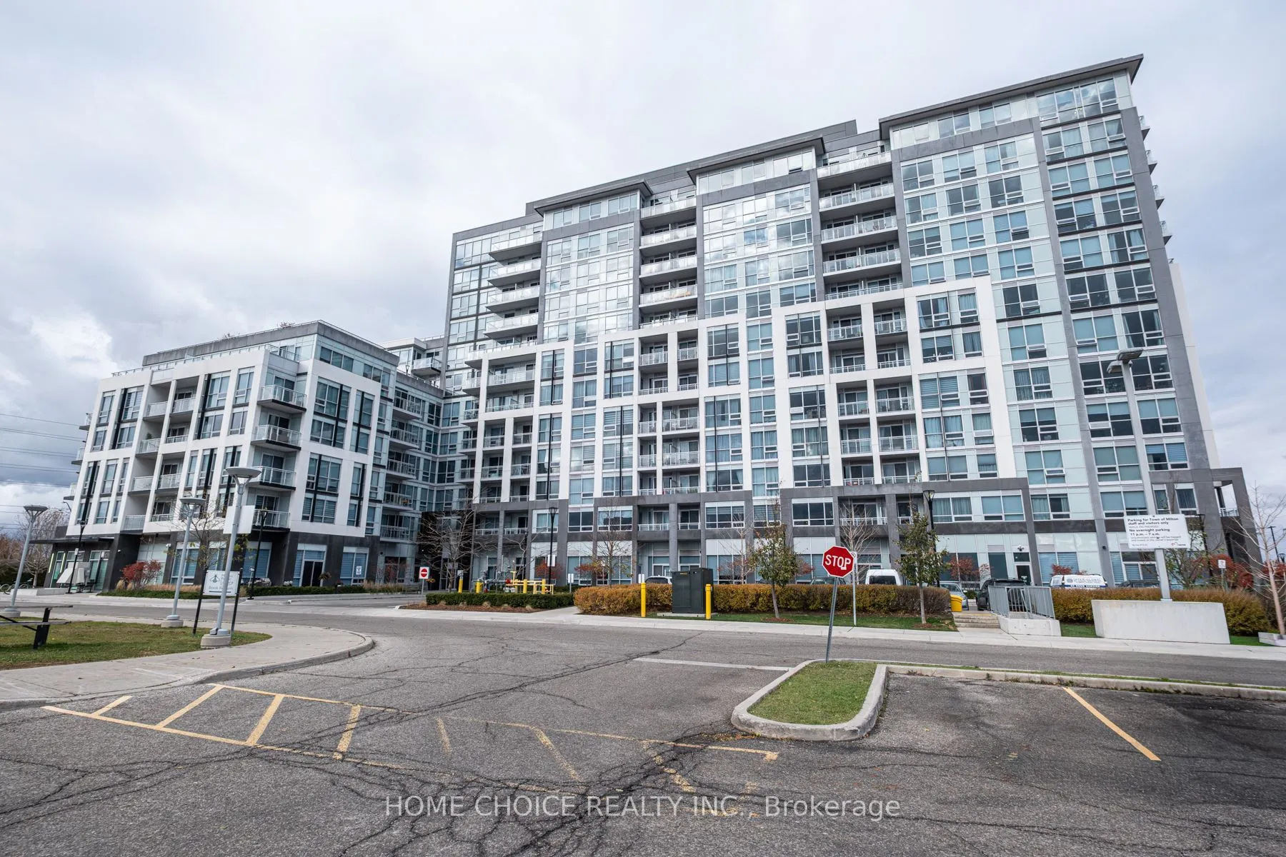 Property For Lease | W13559716