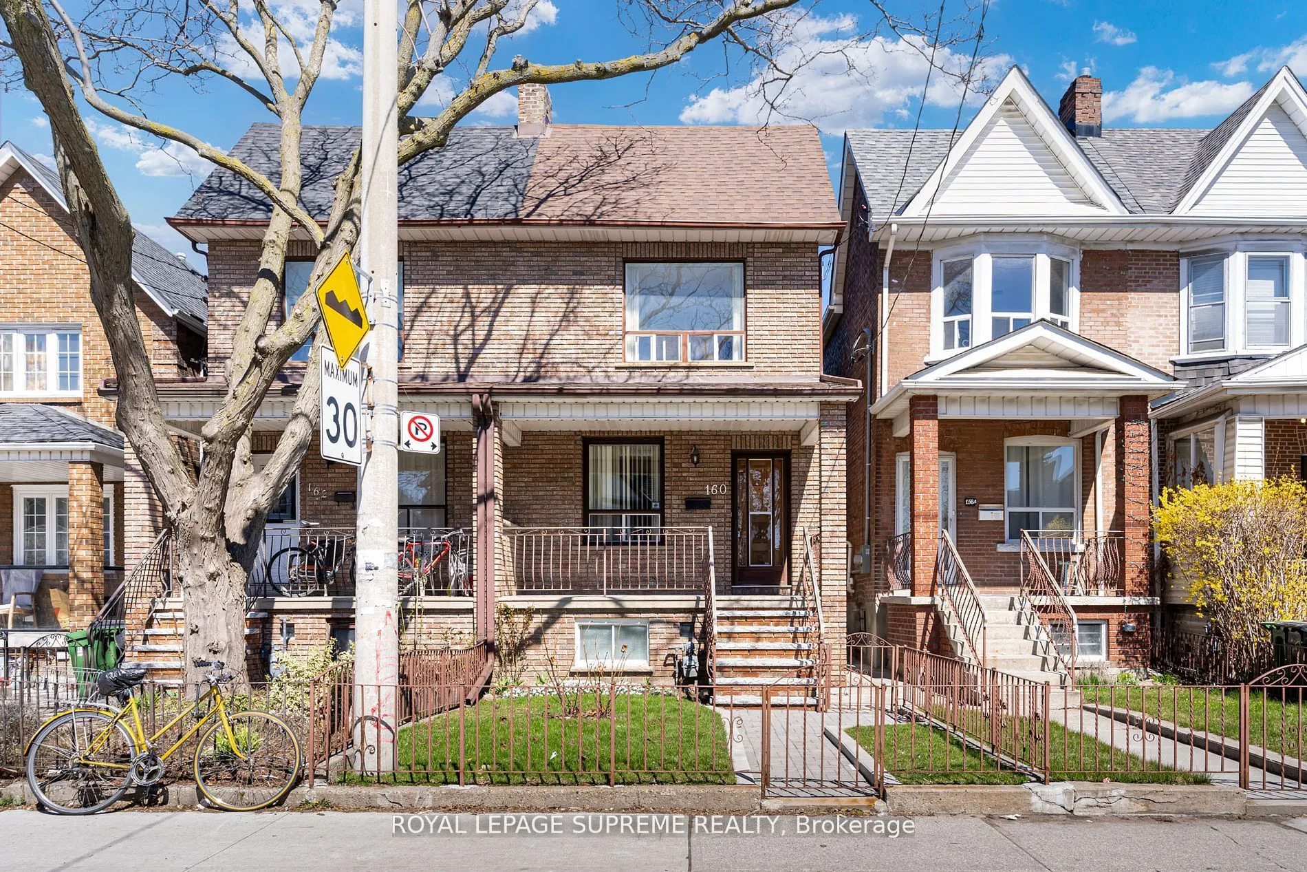 Semi-Detached Home For Lease | W13560298