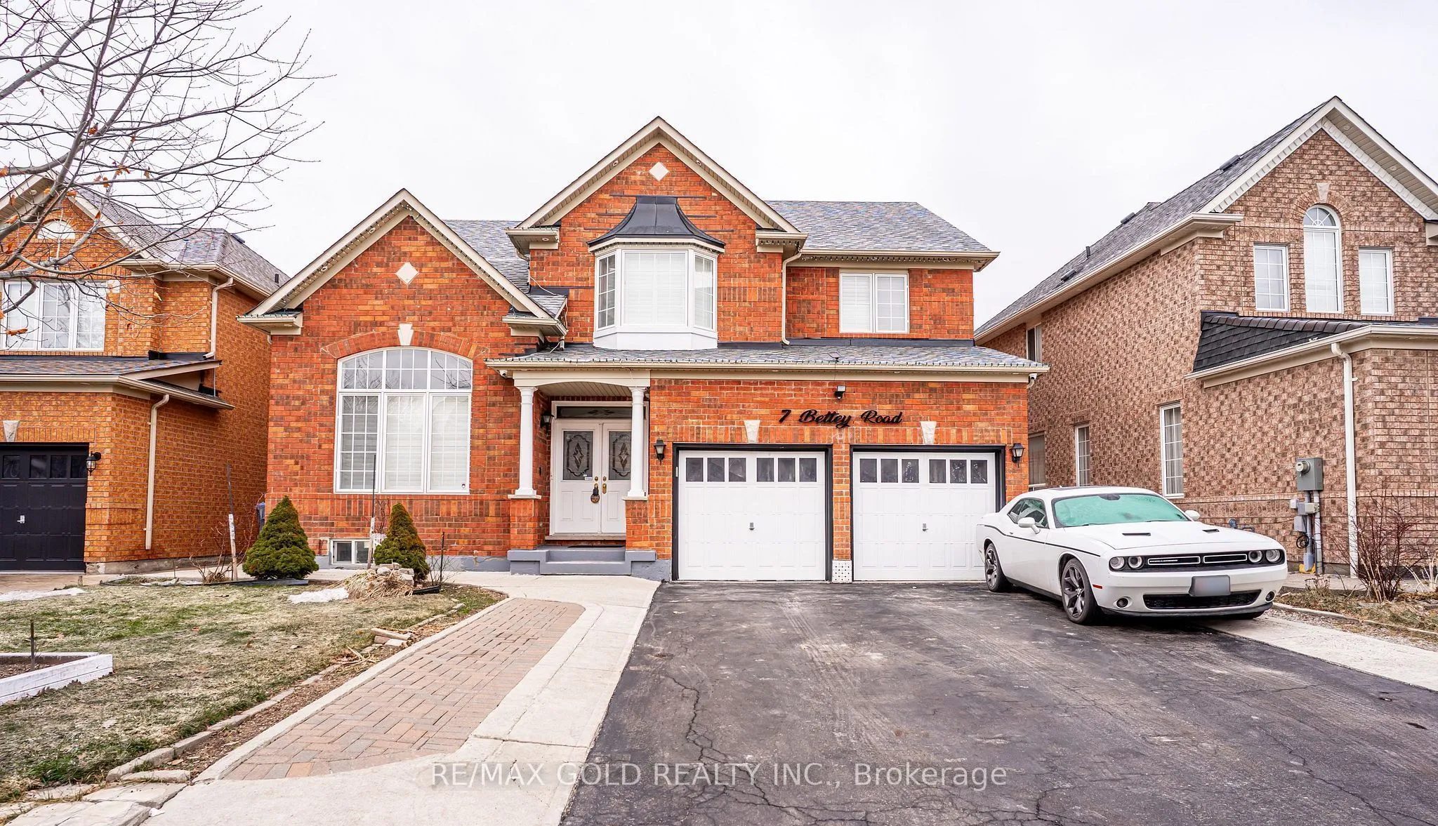Detached Home For Sale | W13560544