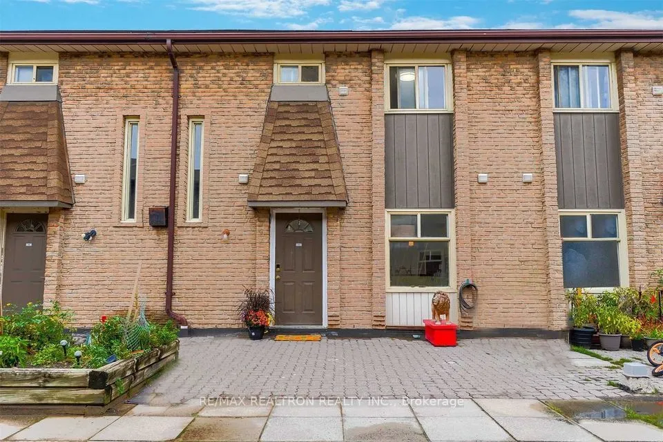 Property For Lease | W13562164