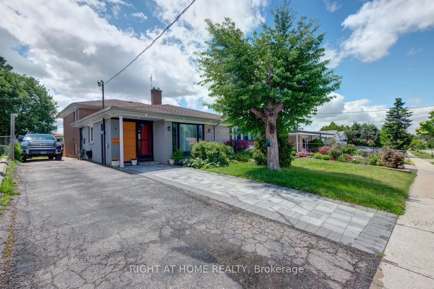 Semi-Detached Home For Sale | W13564960