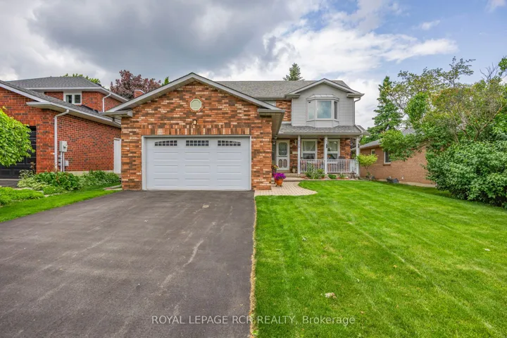 39 Passmore Ave