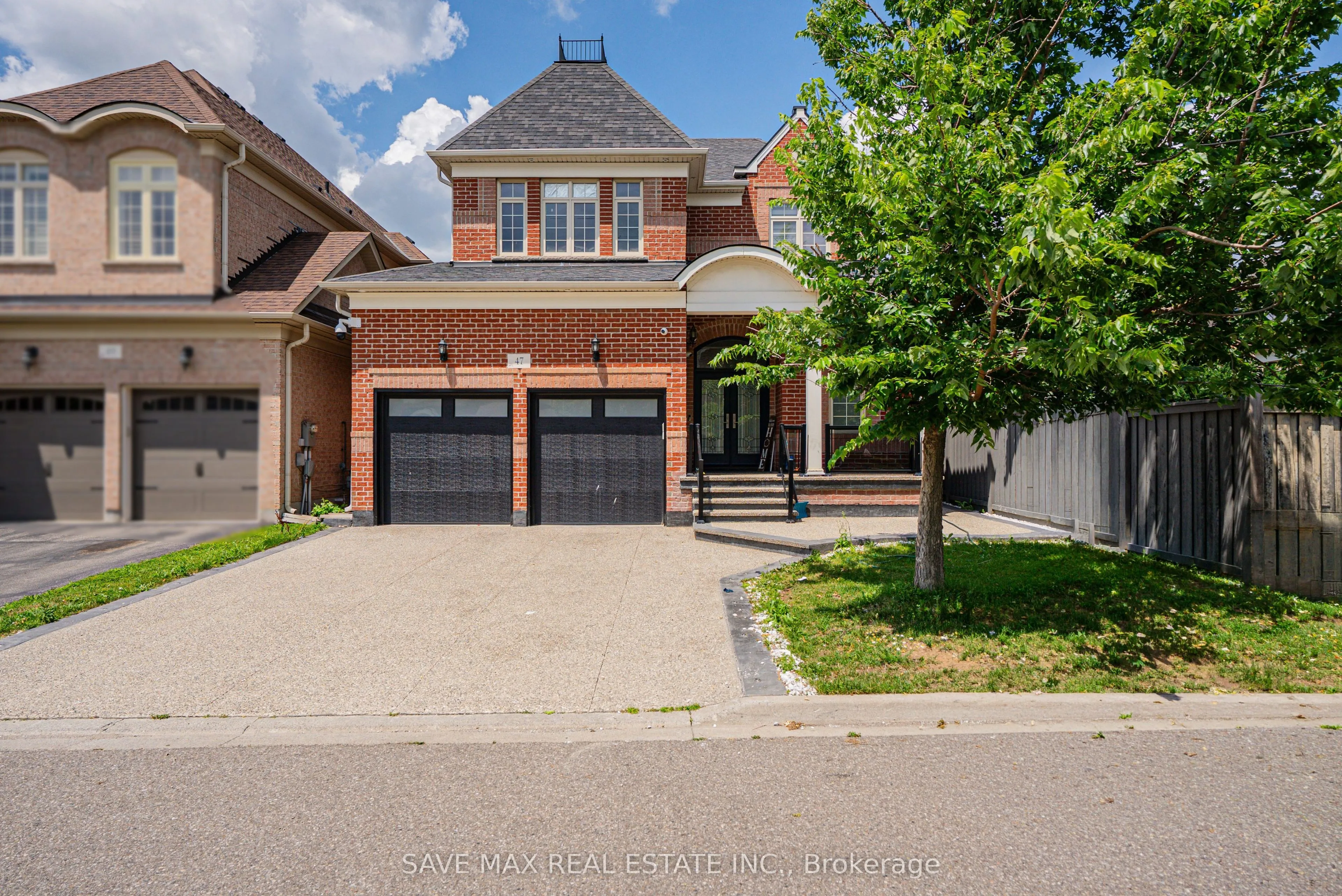 Detached Home For Sale | W13566832