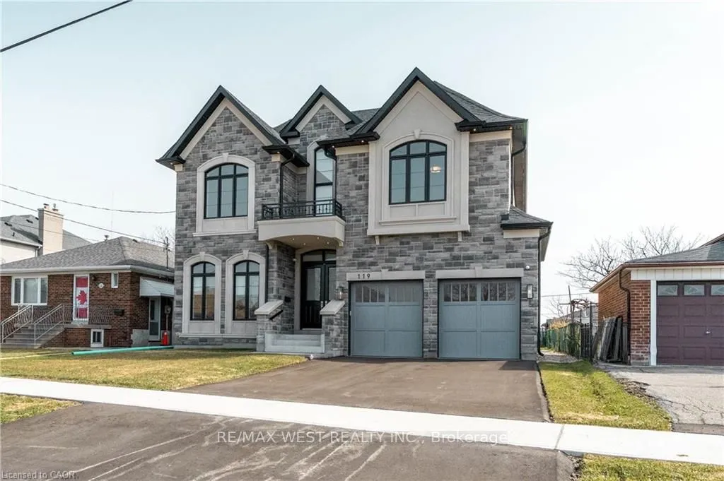 Detached Home For Lease | W13566844
