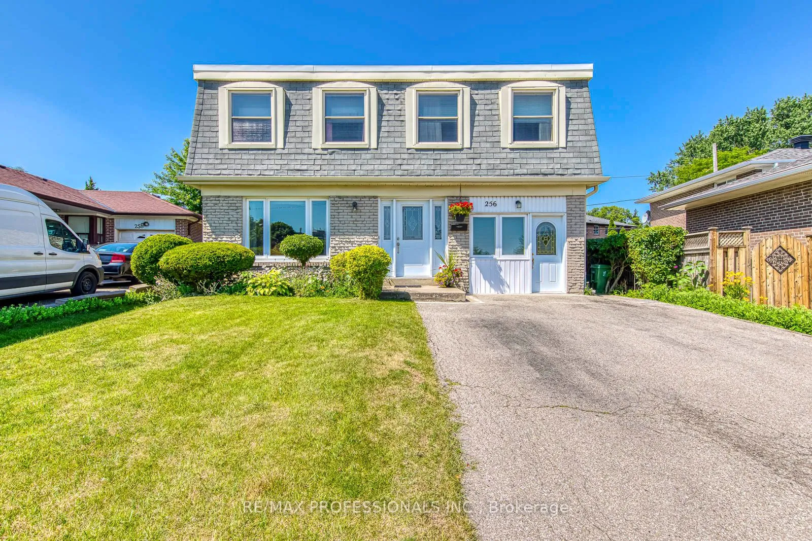 Detached Home For Sale | W13567618