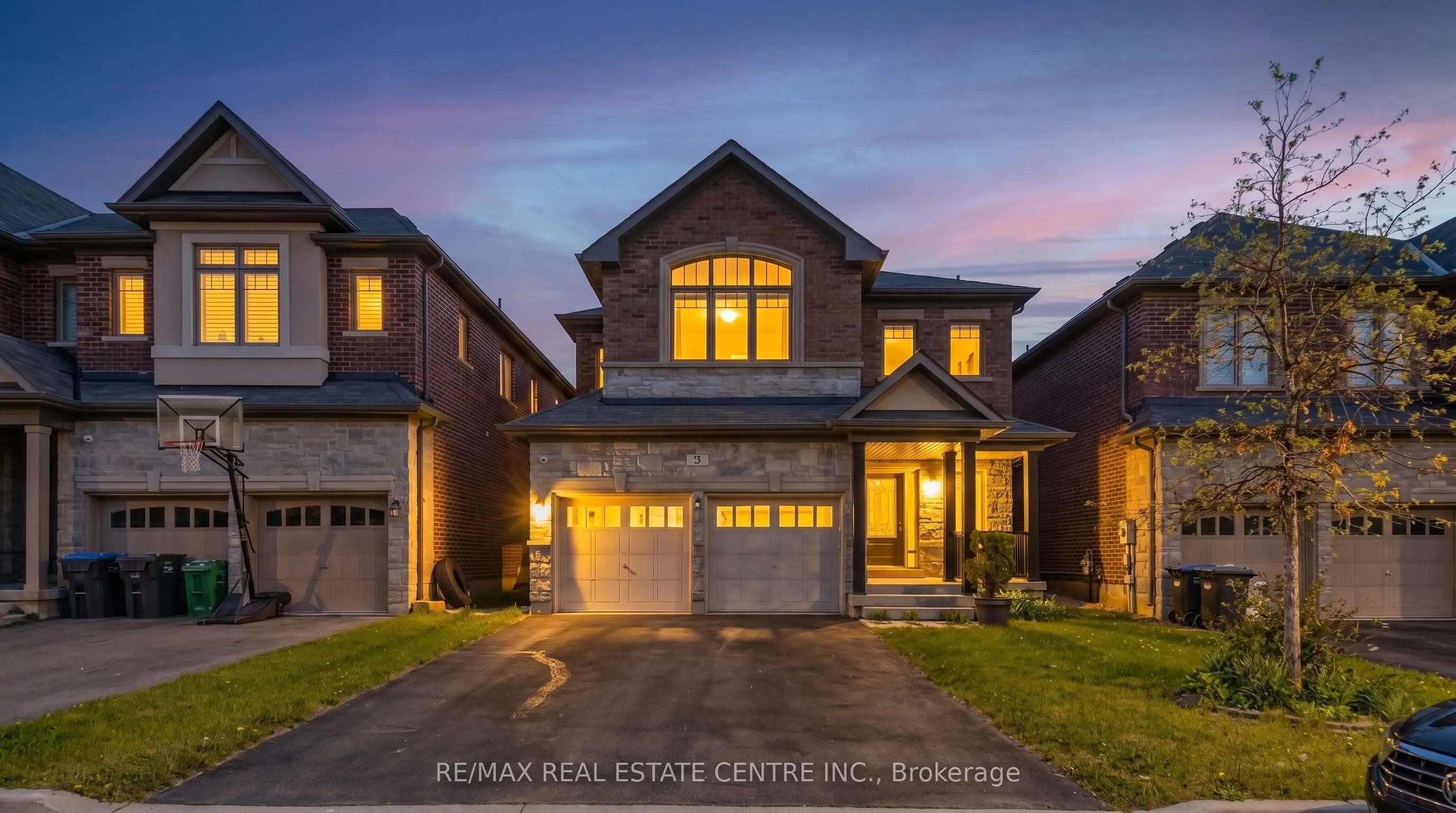 Detached Home For Sale | W13568012