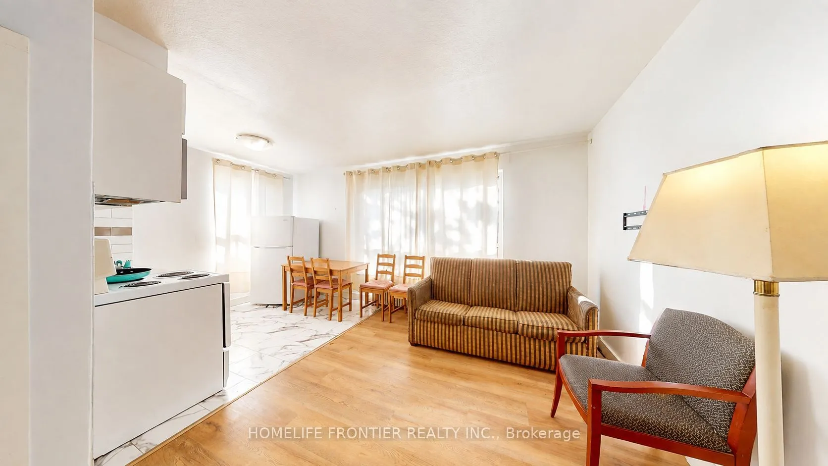 Multiplex For Lease | W13568744