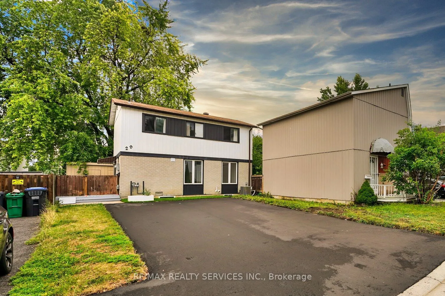 Detached Home For Lease | W13569142