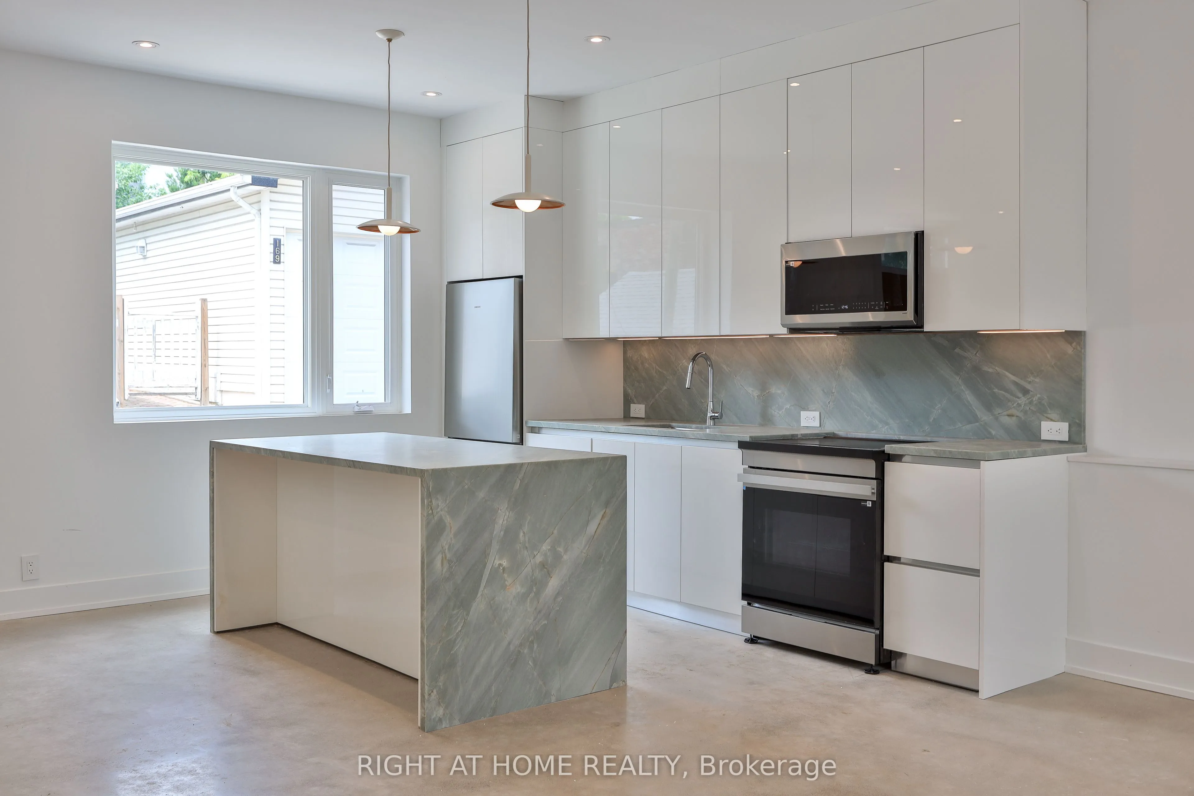 Detached Home For Lease | W13570118