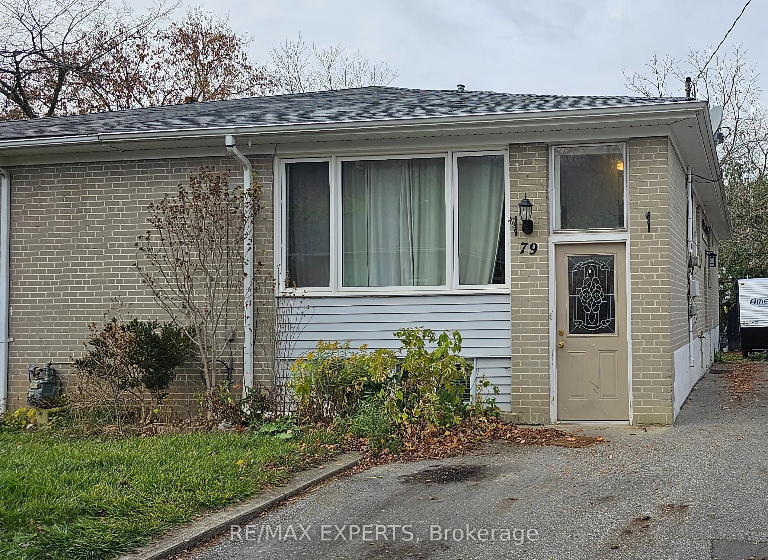 Semi-Detached Home For Lease | W13570282