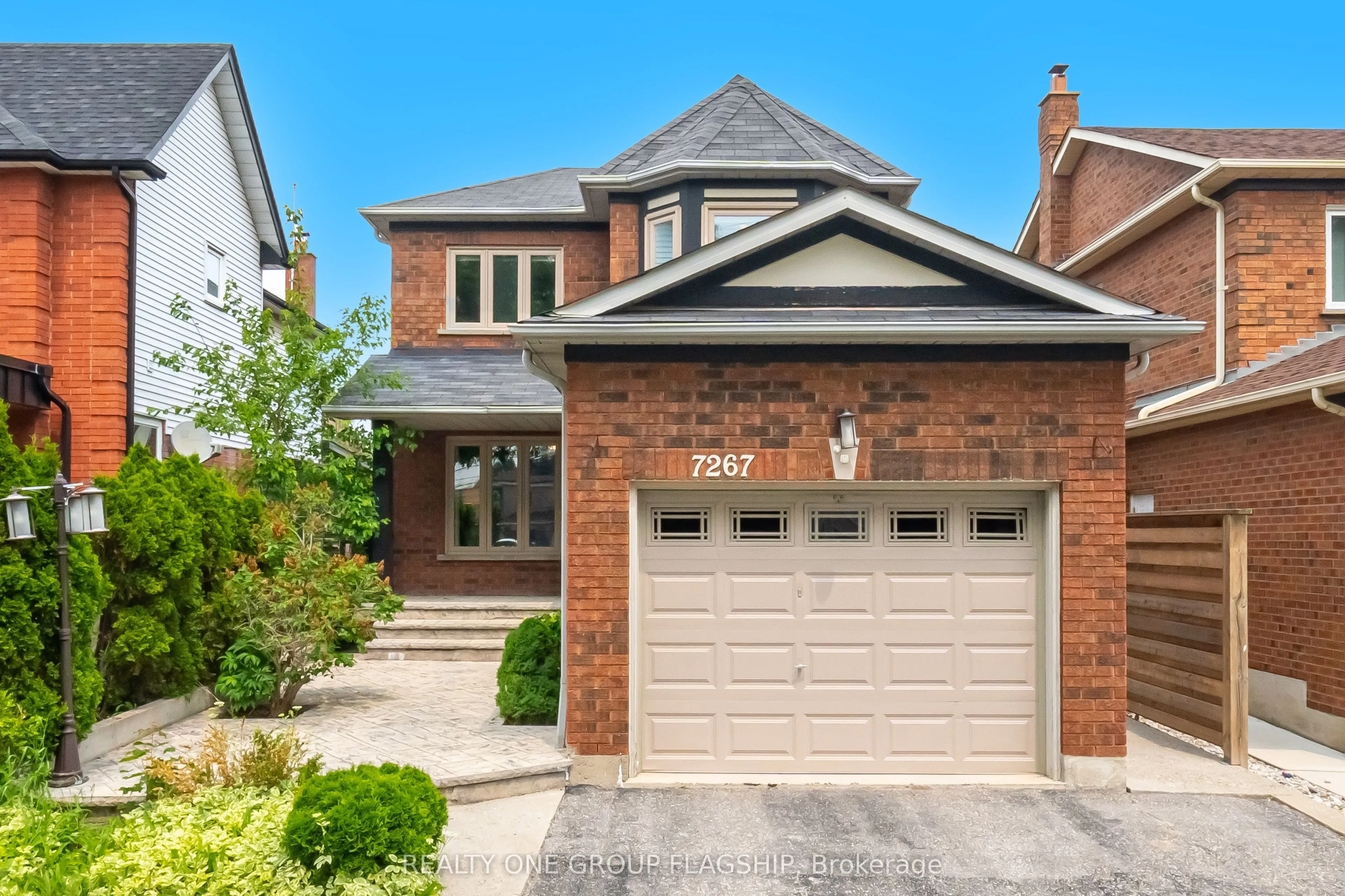 Detached Home For Lease | W13572160