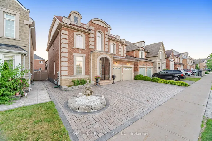 84 Fred Young Drive, Toronto W05, ON M3L 0A3