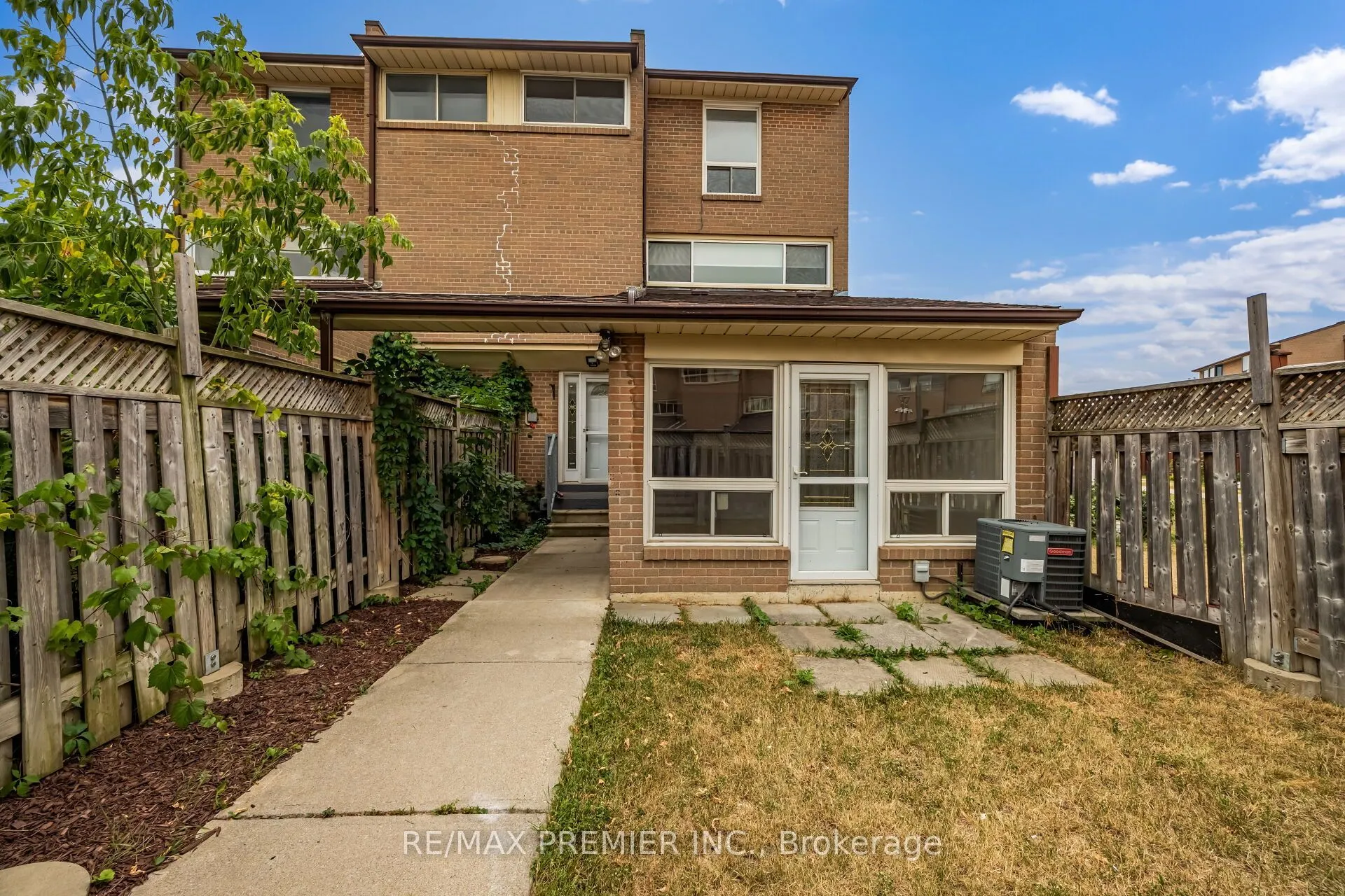 Property For Sale | W13573092