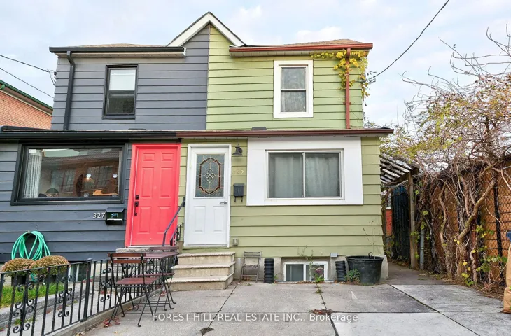 325 Westmoreland N Avenue, Toronto W02, ON M6H 3A6