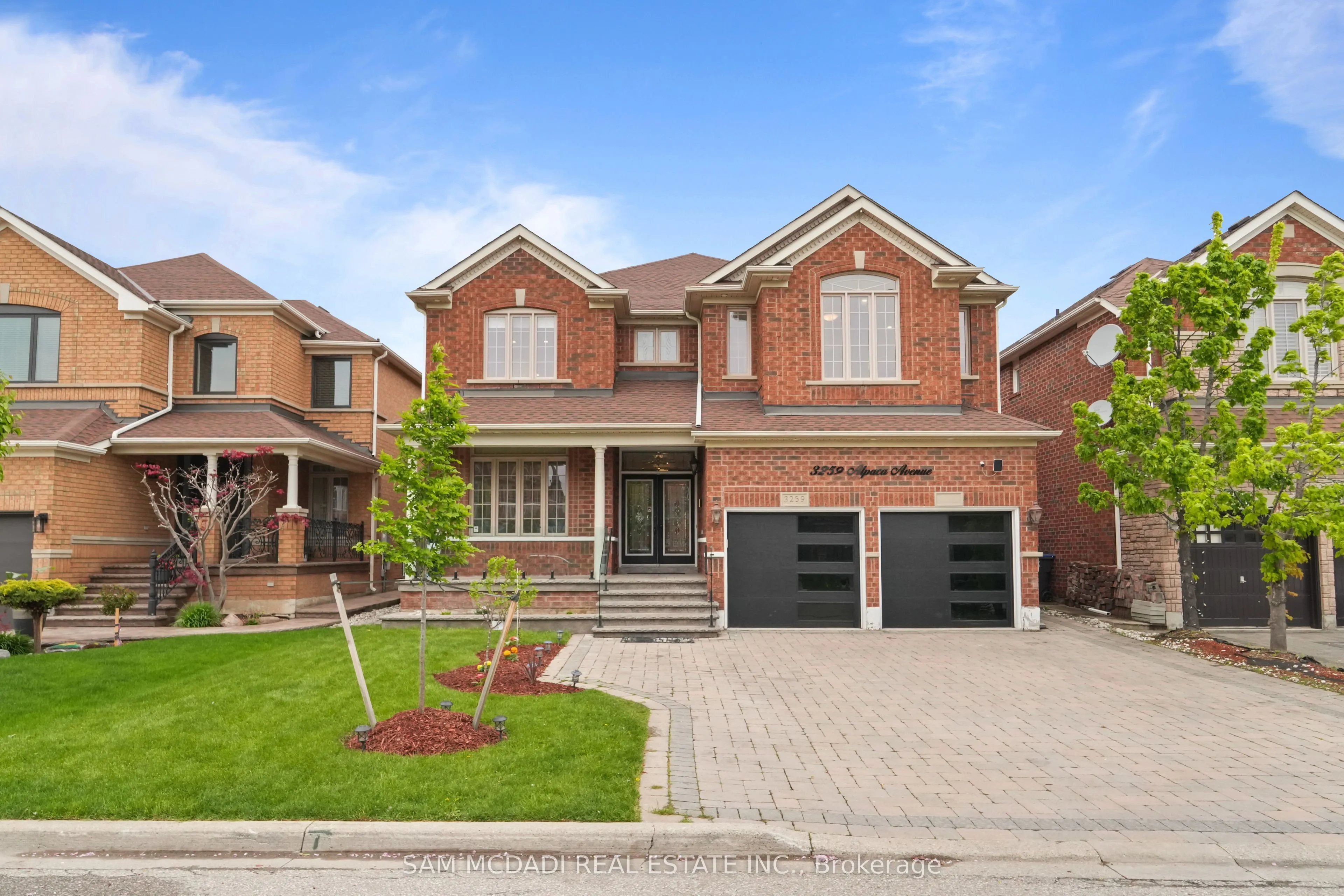 Detached Home For Sale | W13573584