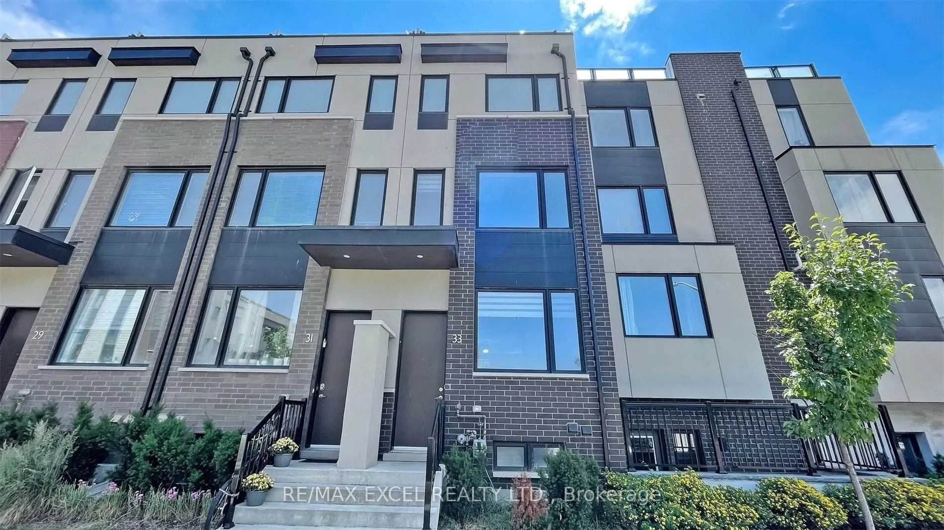 Property For Lease | W13575112