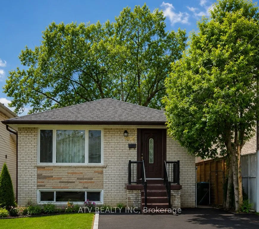 Detached Home For Lease | W13581712