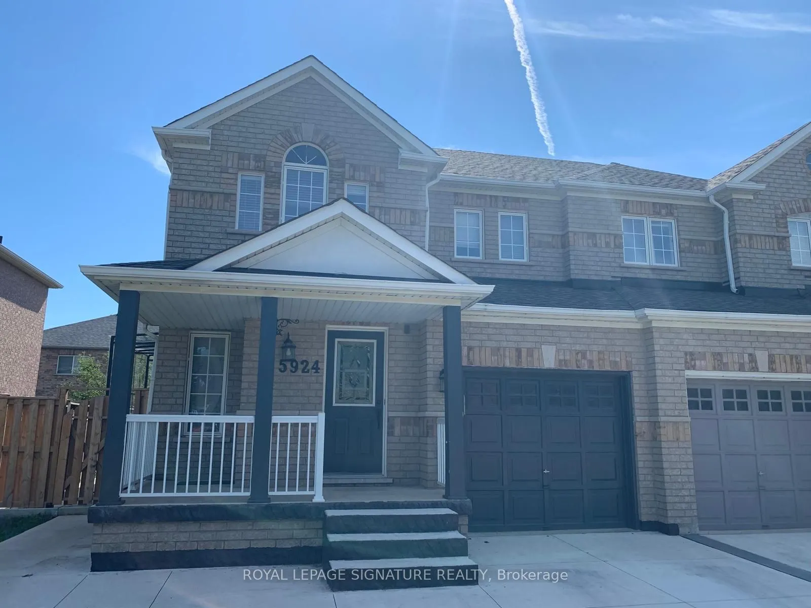 Semi-Detached Home For Lease | W13582026