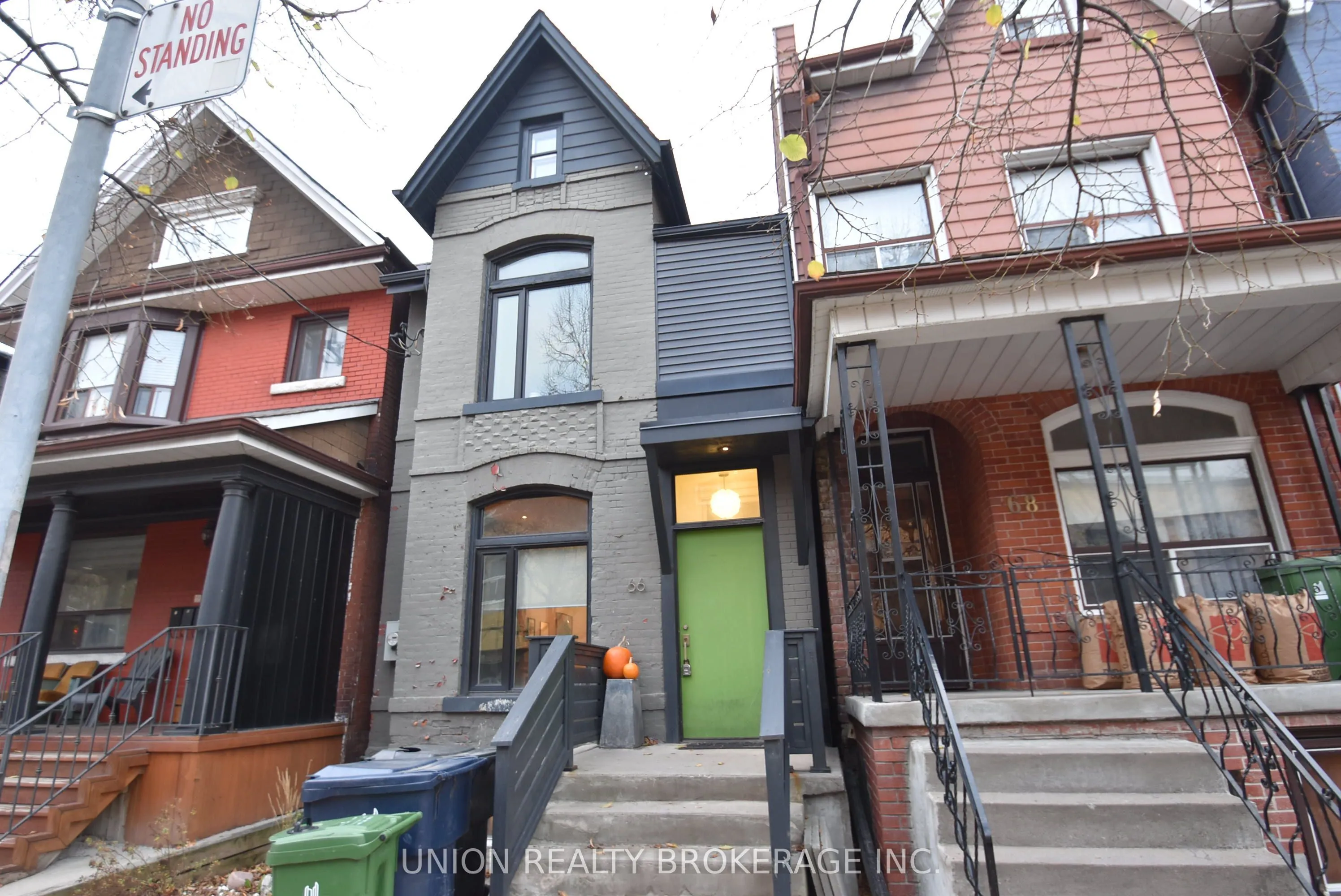 Duplex For Lease | W13584156