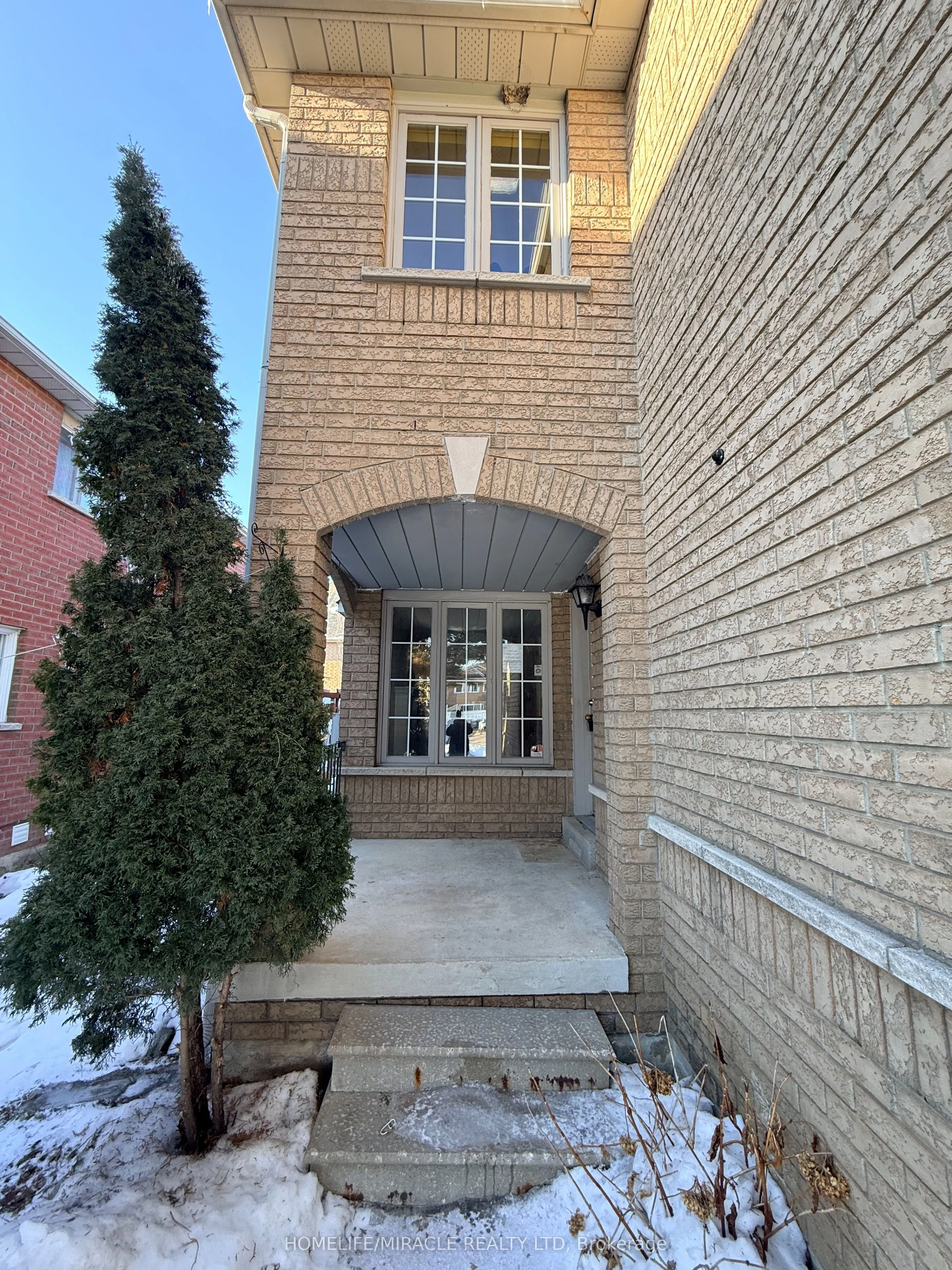 Semi-Detached Home For Sale | W13584350