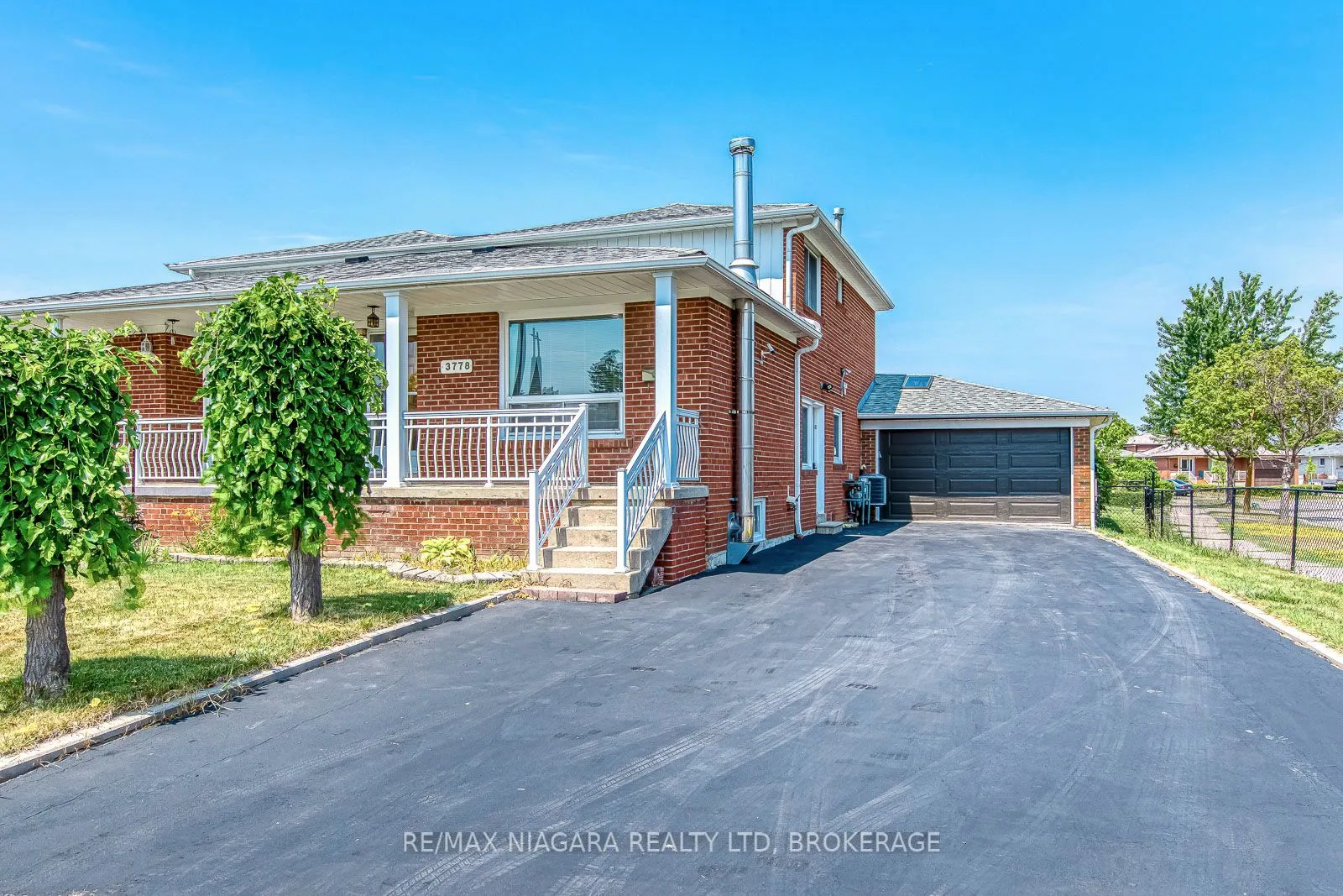Semi-Detached Home For Sale | W13587826