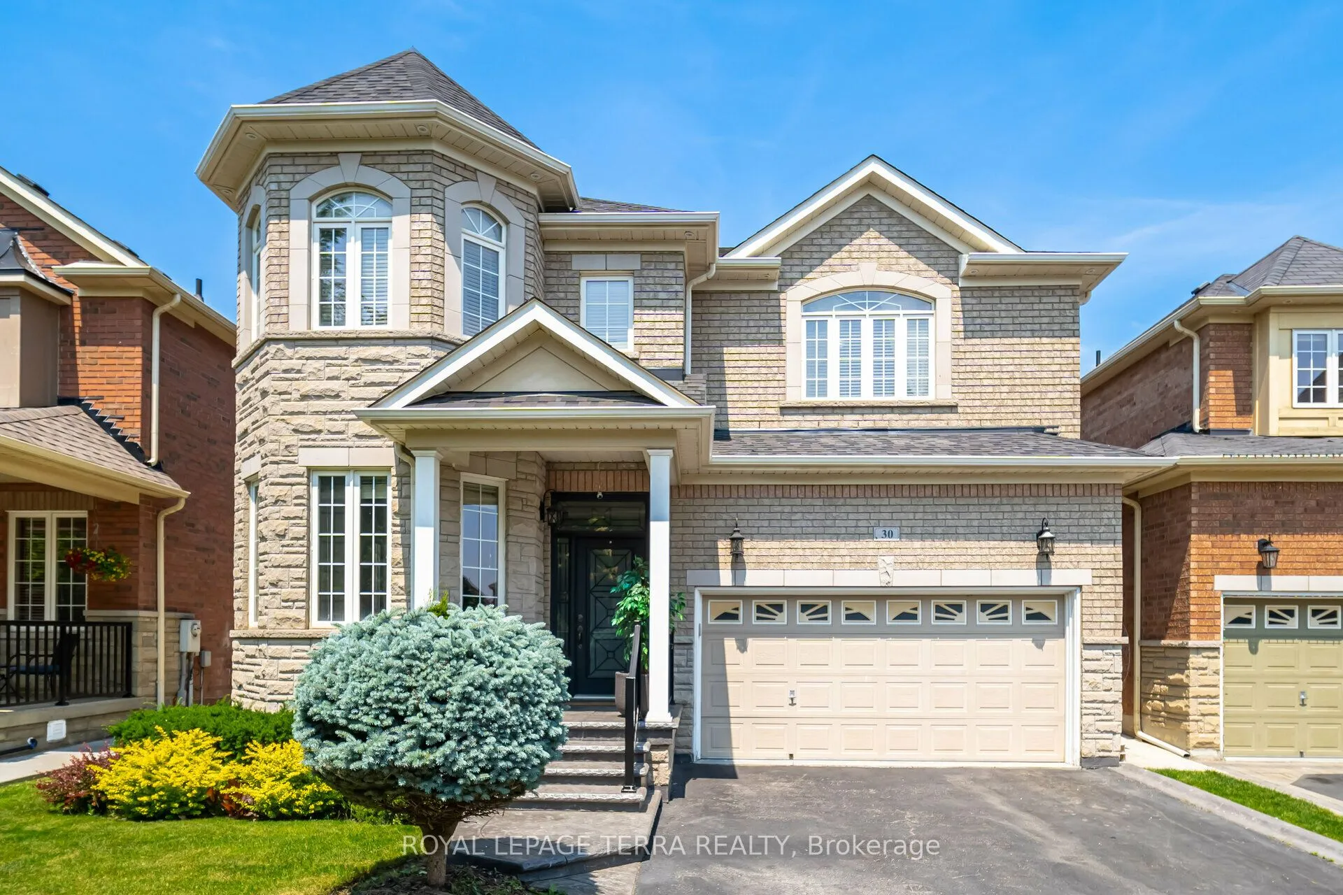 Detached Home For Lease | W13588214