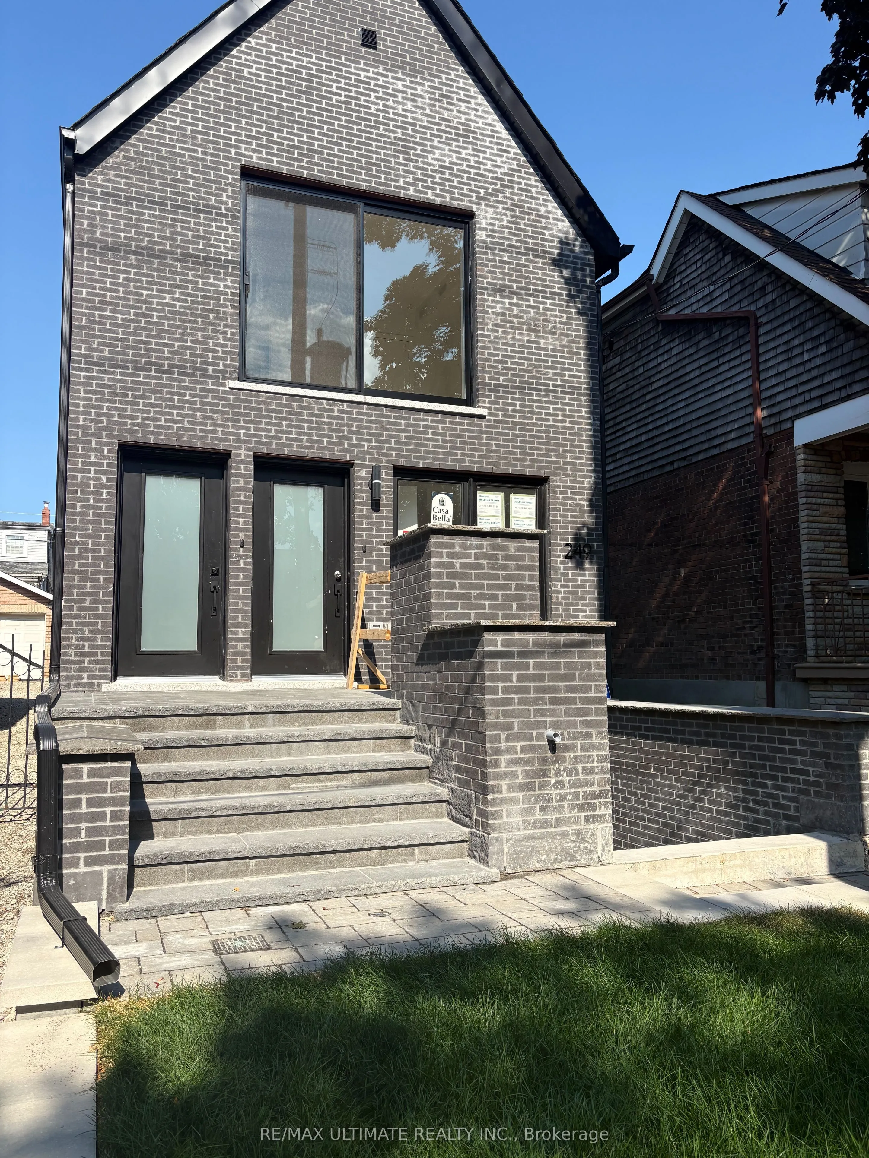 Multiplex For Lease | W13592414