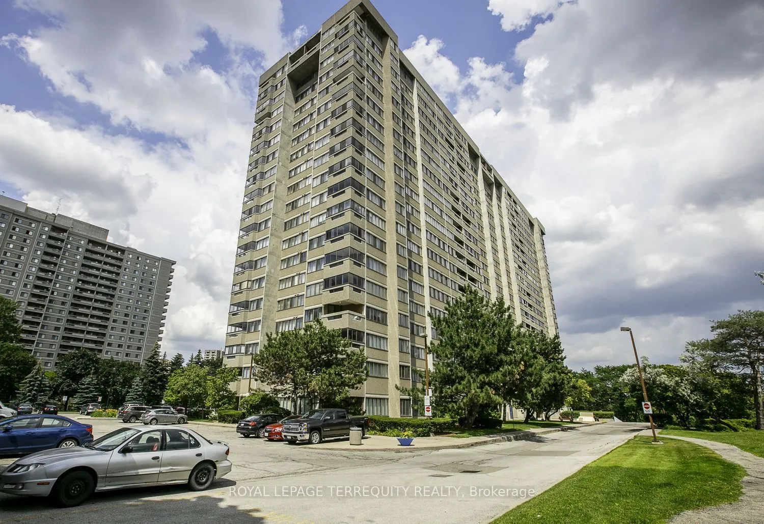 Property For Lease | W13595062