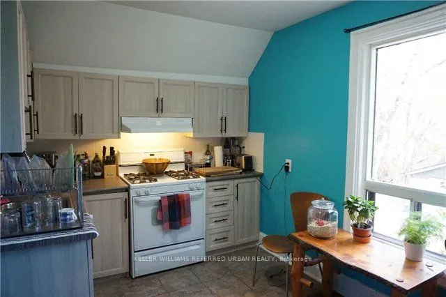 Detached Home For Lease | W13595216