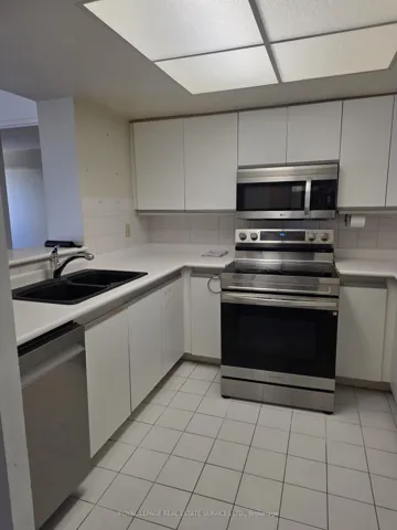 335 Webb Drive, Mississauga, ON L5B 4A1
