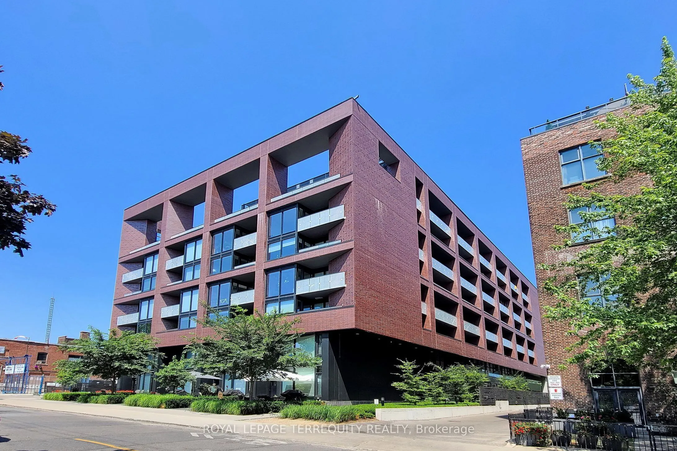 Property For Lease | W13596684