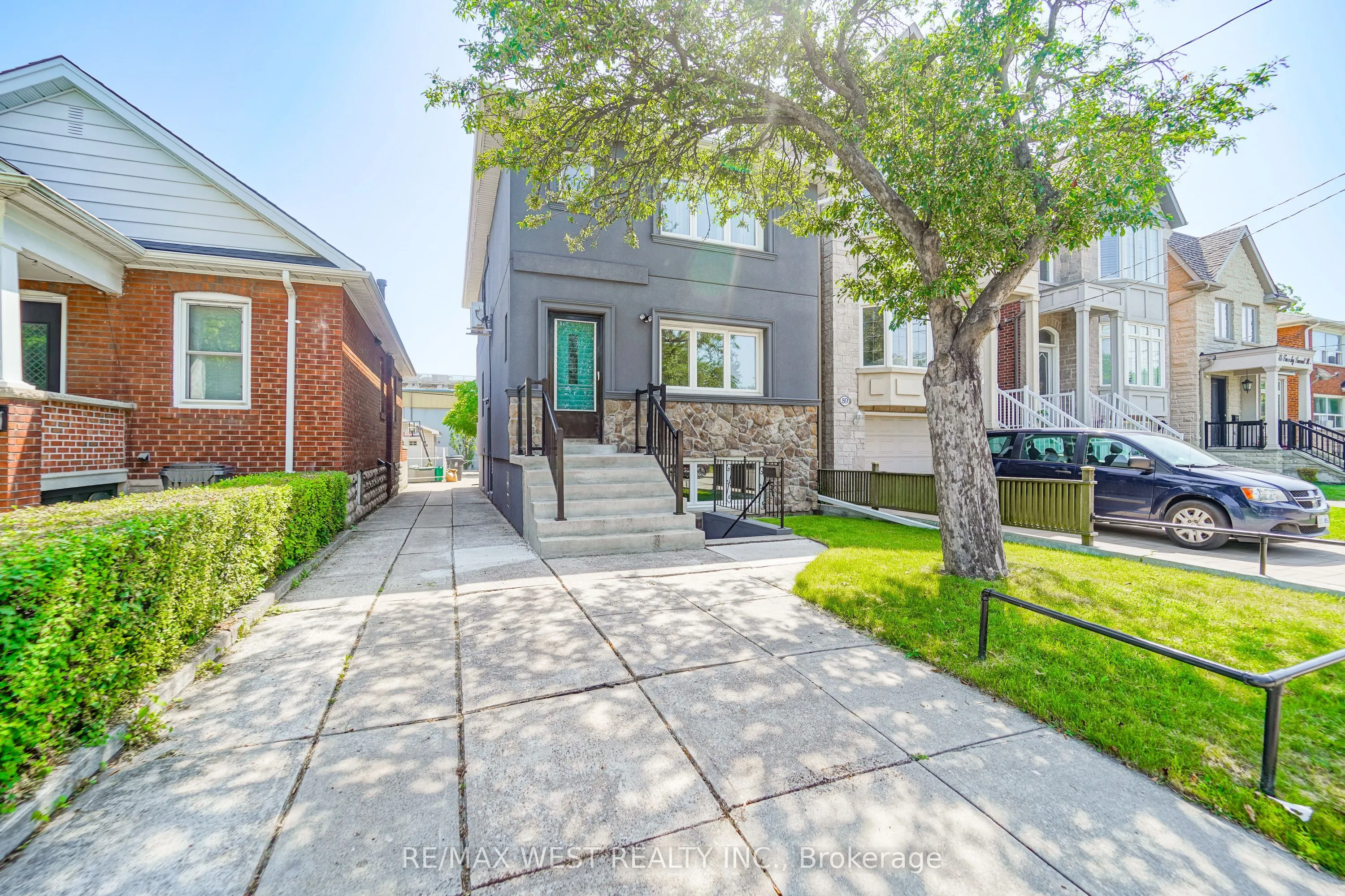 Triplex For Sale | W13598078